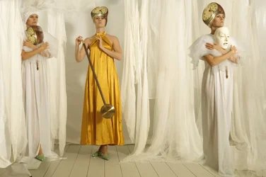 Mujeres etéreas del tiempo