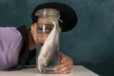 La mirada surrealista de un pez