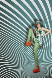 Moda retro arremolinada