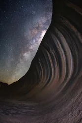 La Vía Láctea sobre Wave Rock