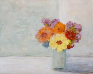 Naturaleza muerta con flores de colores