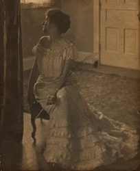 La pluma de pavo real, c. 1902