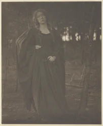 Sin título [mujer en el bosque], 1901-1905
