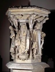Arte Gótico Flamenco: pedestal con las representaciones de Daniel, Zacarías, Isaías, Moisés (en primer plano), Jeremías y David por Claus Sluter (1350-1406) conocido como el Pozo de Moisés (o Pozo de los Profetas)