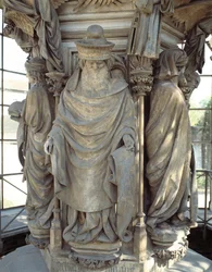 Zacarías. La base del Pozo de Moisés (escultura)