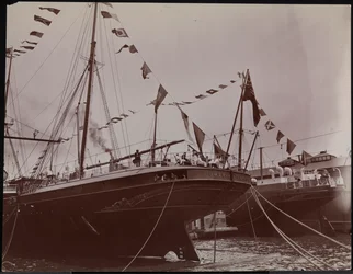 S.S. "Umbria" en el muelle, c. 1897