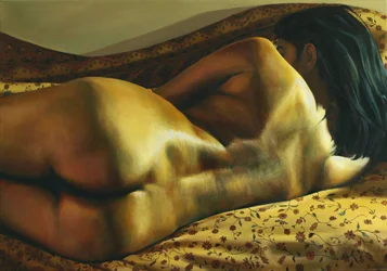 Tonos dorados y serenos en desnudo