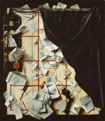 Tabla con cartas clavadas