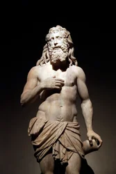 Museo de la Catedral de Milán. Estatua de Braket. Lázaro. Cristoforo Solari. Italia.