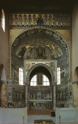 Ábside y ciborio con mosaicos, c.540