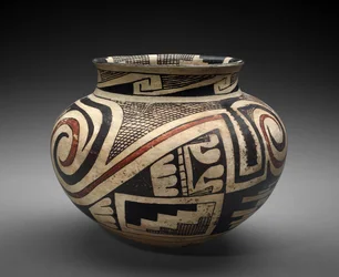 Jarra (olla) con diseños geométricos