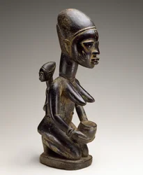 Figura de madre e hijo, Nigeria, finales del siglo XIX