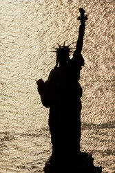 Estatua de la Libertad, también conocida como Liberty Enlightening the World, Nueva York, EE.UU.