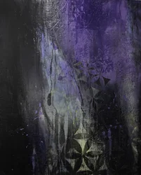 Flujo abstracto en morado oscuro
