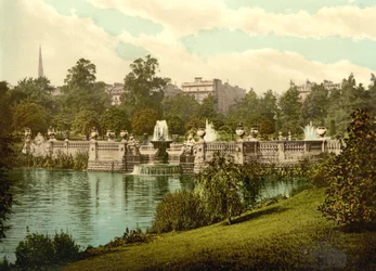 Fuentes en los Jardines de Kensington, Londres, c.1890-1900