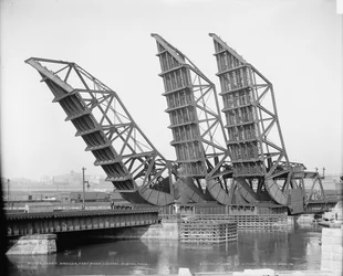 Puentes de torres elevados, Fort Point Channel, Boston, hacia 1904