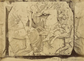 [Atenas - fragmento escultórico, friso del Partenón]