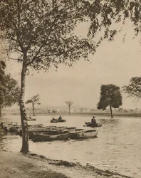En Blackheath, el común más histórico del Gran Londres, c1935