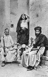 Gente de El Cairo, Egipto, c1922