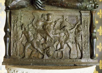 Bacanal de putti, bajo relieve en la base de 