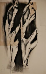 Figuras abstractas al carboncillo