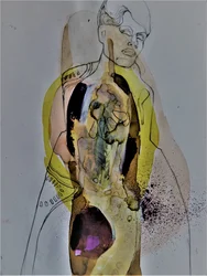 Figura abstracta dorada