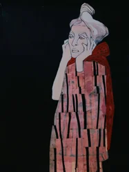Mujer pensativa vestida de rojo