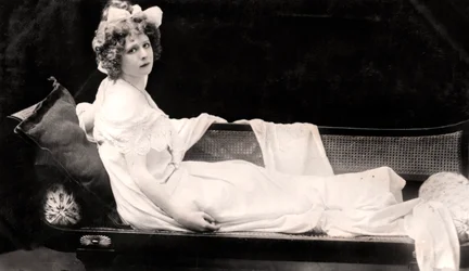 Mabel Love, actriz y bailarina inglesa, principios del siglo XX