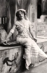 Madge Vincent, cantante y actriz, años 1900