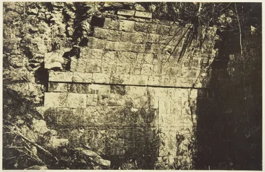 Palacio del Circo en Chichen-Itza, Interior de una sala, 1859