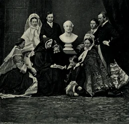 Un Grupo de la Familia Real, 10 de marzo de 1863, c. 1897