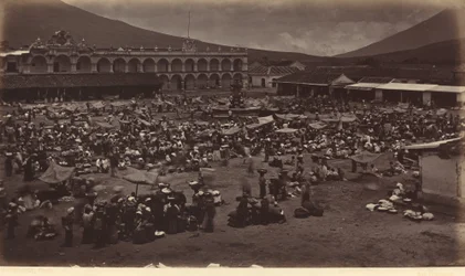 Plaza y Palacio del Virrey - Antigua de Guatemala