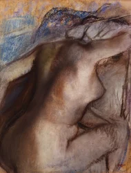 Después del baño, mujer secándose