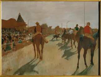 Caballos de carreras en la tribuna o en The Parade