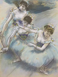 Tres Bailarinas en una Línea Diagonal en el Escenario, c.1882