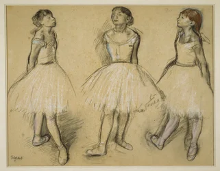 Tres estudios de una bailarina en cuarta posición