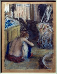 Mujer en cuclillas