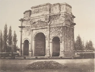 Arco antiguo en Orange