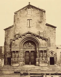 Iglesia de San Trófimo, Arlés