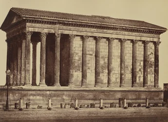 Nimes. Maison Carrée