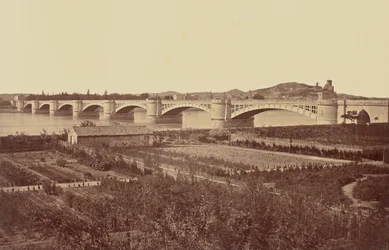 Tarascón. Viaducto