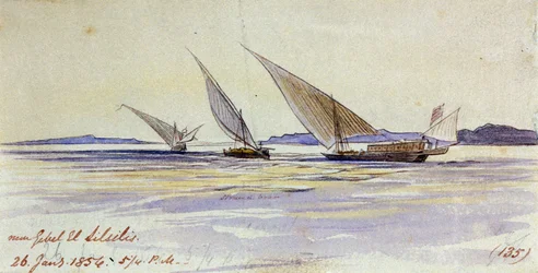 Tres barcos de transporte tradicionales egipcios, navegando por el Nilo, cerca de Gebel el-Silsila o Gebel Silsileh (Egipto)