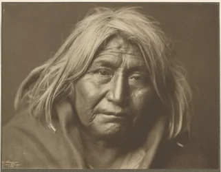 [Un apache]