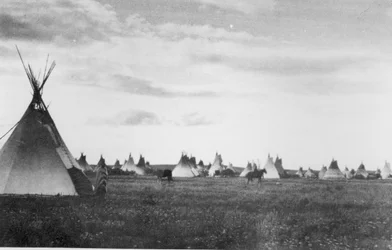 Campamento Piegan, de "El Indio Norteamericano".