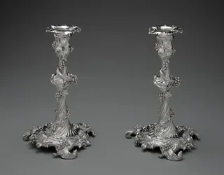 Par de candelabros
