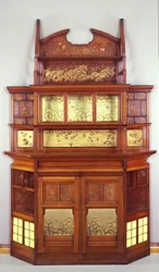 Armonía en amarillo y oro: El gabinete de las mariposas, 1877-78