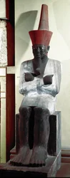 Antigüedad egipcia: estatua del faraón Montuhotep II. Dinastía XI. De Deir el Bahari. Dim. 83 cm. El Cairo, Museo Egipcio