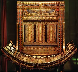 Silla ceremonial de Tutankamón, (detalle) del asiento y respaldo curvados, Nuevo Reino, c.1325 a.C.