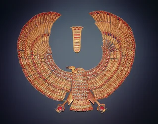 Collar en forma de la diosa buitre Nekhbet, de la tumba de Tutankamón (c.1370-1352 a.C.) Reino Nuevo