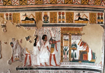 Antigüedad egipcia: Horus guía a Roy y su esposa hacia Osiris. Fragmentos de fresco de la Tumba de Roy (TT255). Dinastía 18. De la Orilla Oeste de Luxor, Egipto